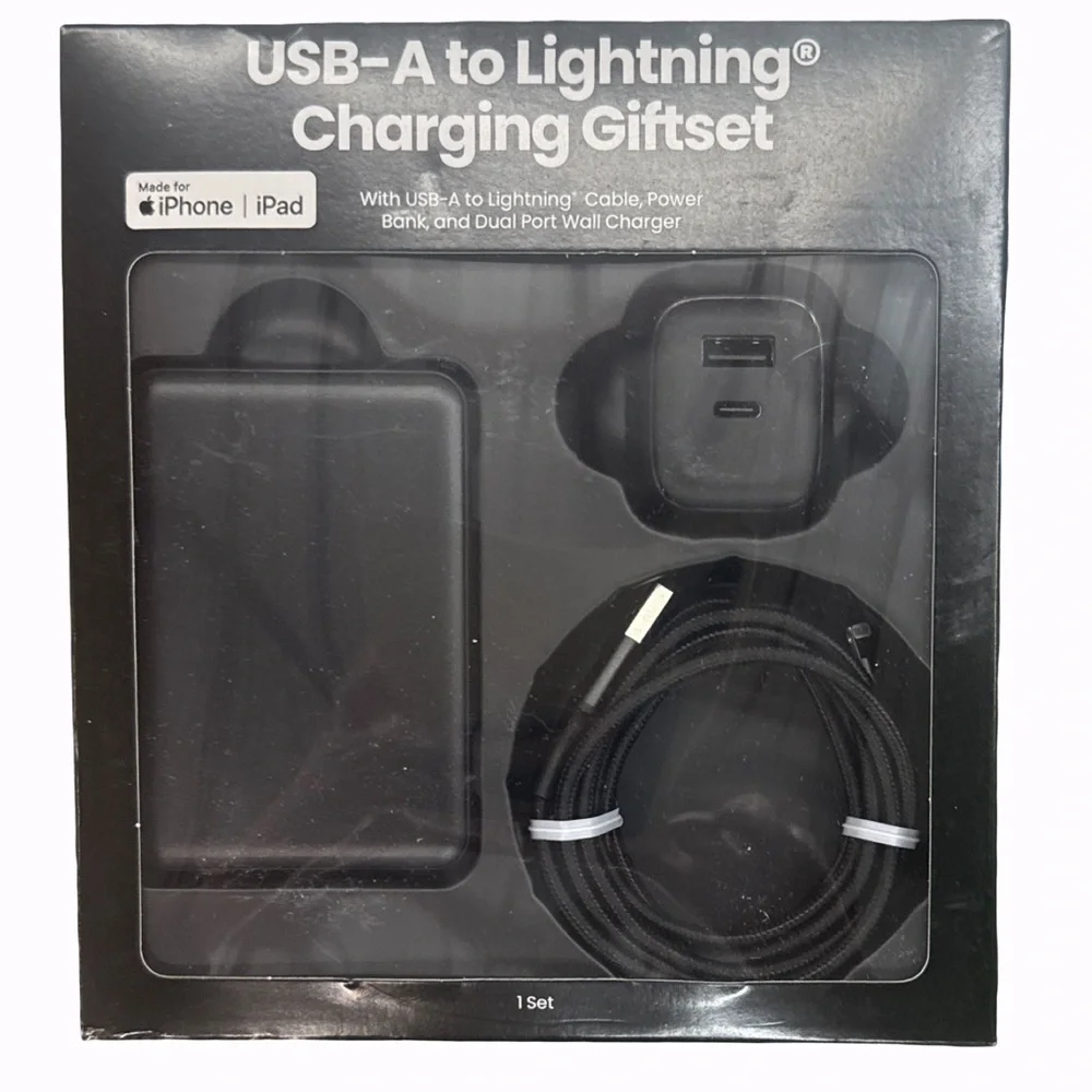 USB-A to Lightning Charging Giftset - Black Charging Bank Included*** New in Box
